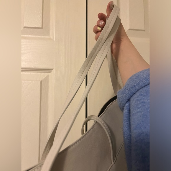 ZARA- white vegan leather open tote with strap - Picture 5 of 9